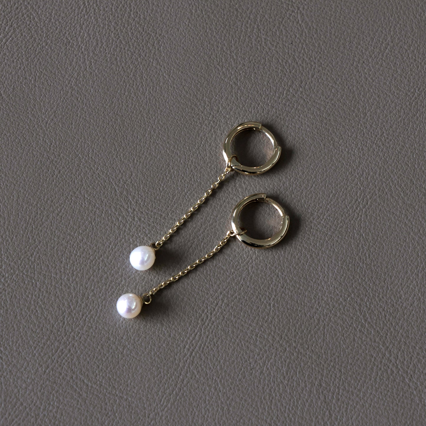 Pearl Chain Drops