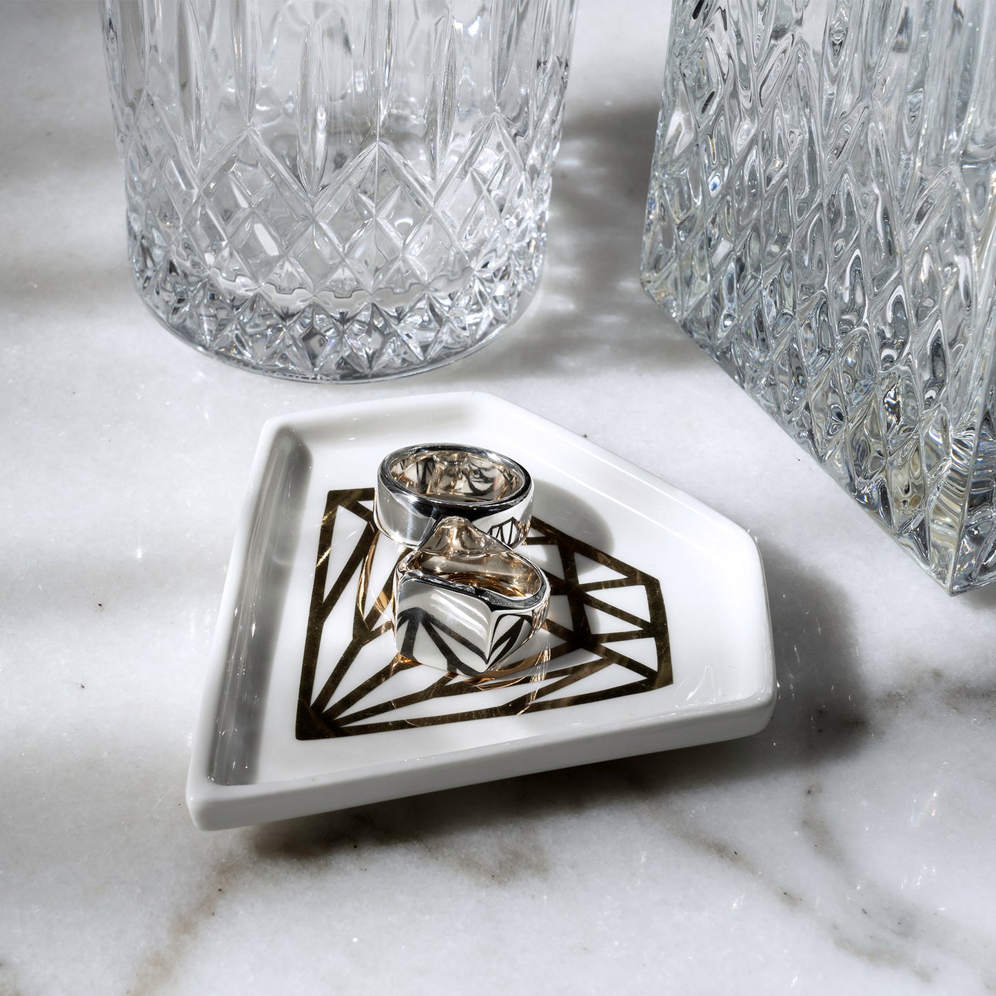 'White Signet'