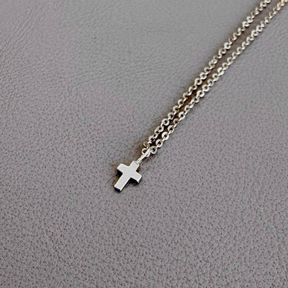 Petite Cross