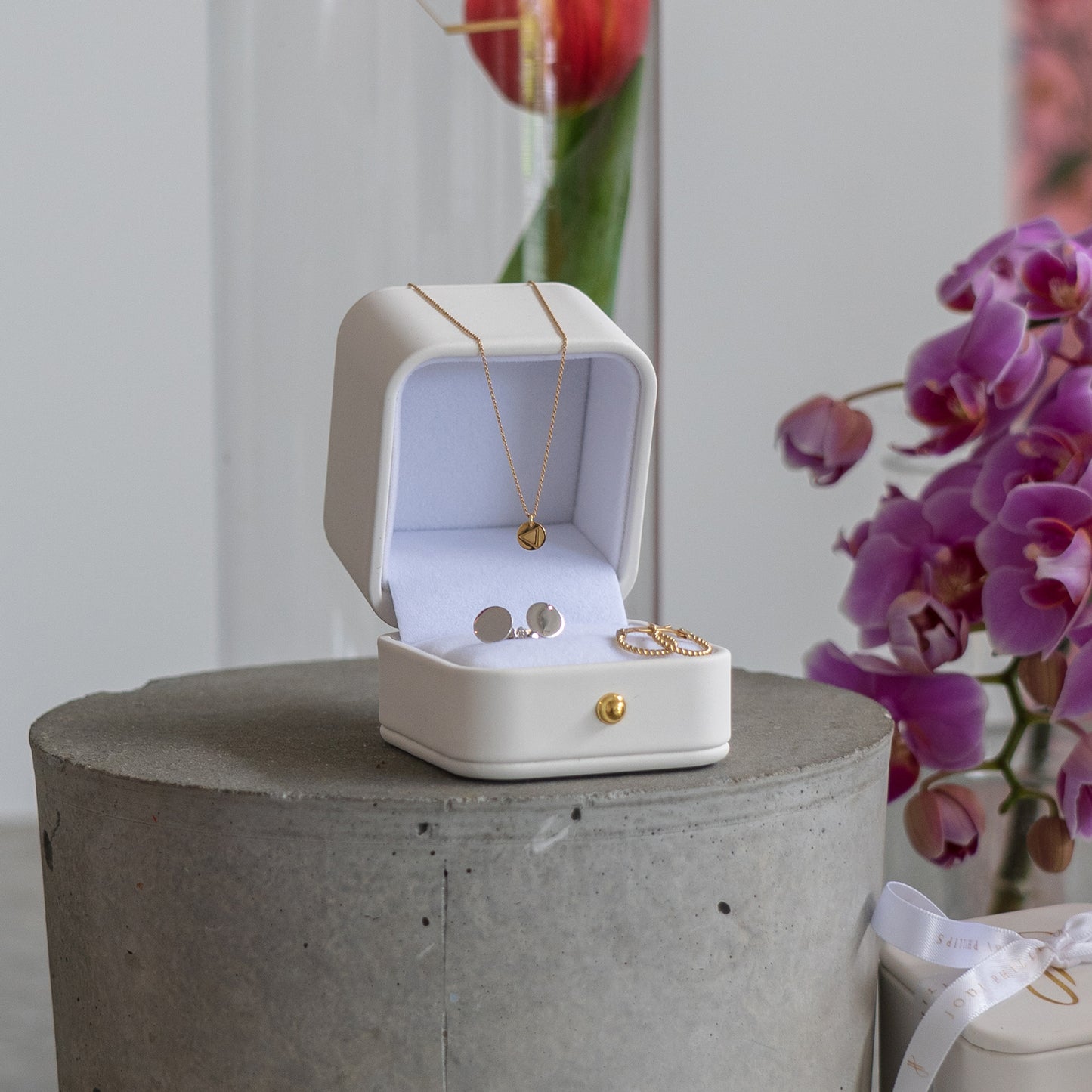 'Calais' Pendant