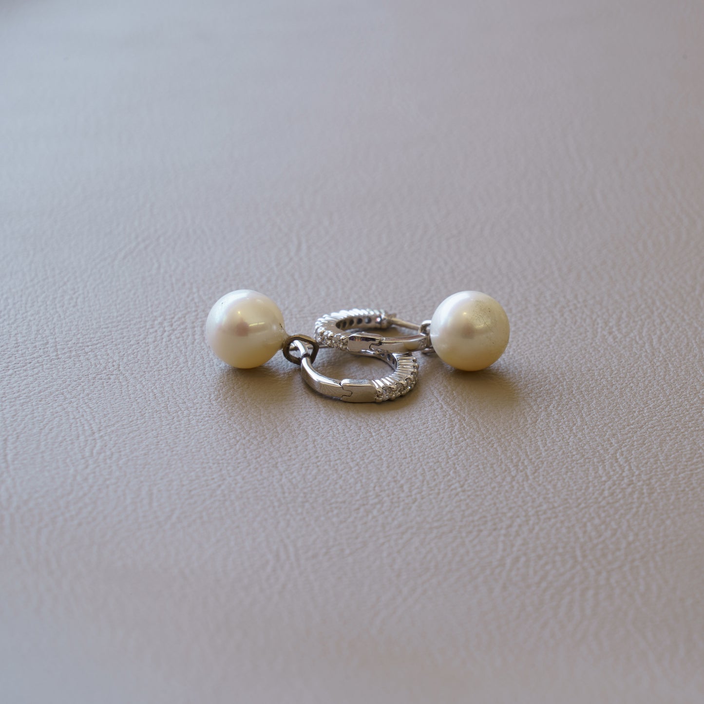'Pearl Drops'