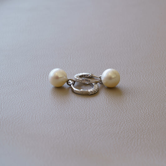 'Pearl Drops'