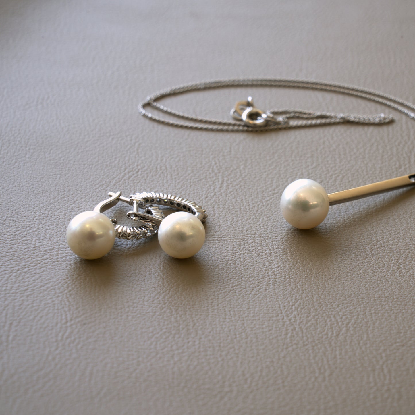 'Pearl Drops'